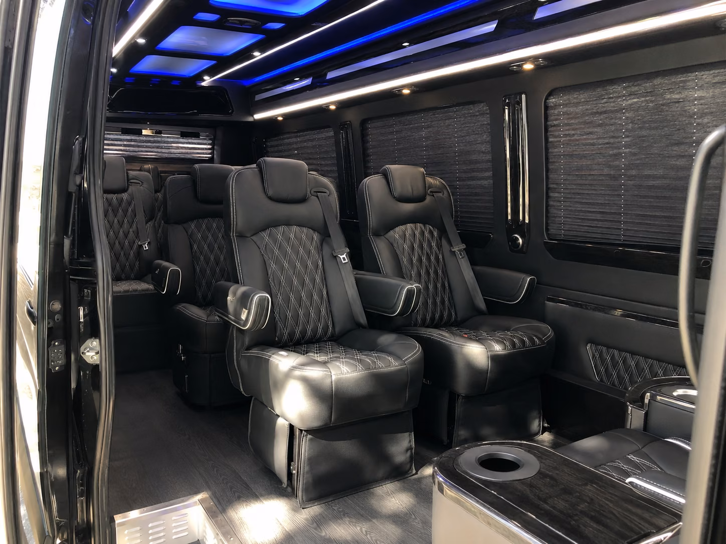 reserve transportation for your next bachelor or bachelorette party 3